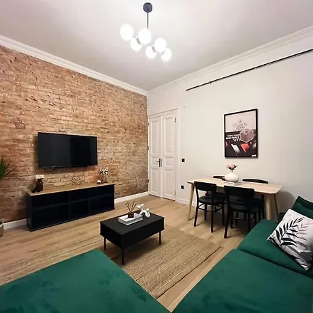 Charming 2br Ac In Center - Santur D1 Стамбул
