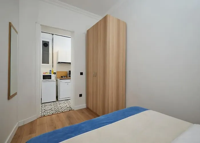 Charming 2br Ac In Center - Santur D1 Apartmán